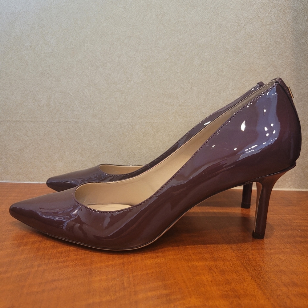 Lauren by Ralph Lauren women's Lanette pointed toe pumps. Size 9B Bordeaux